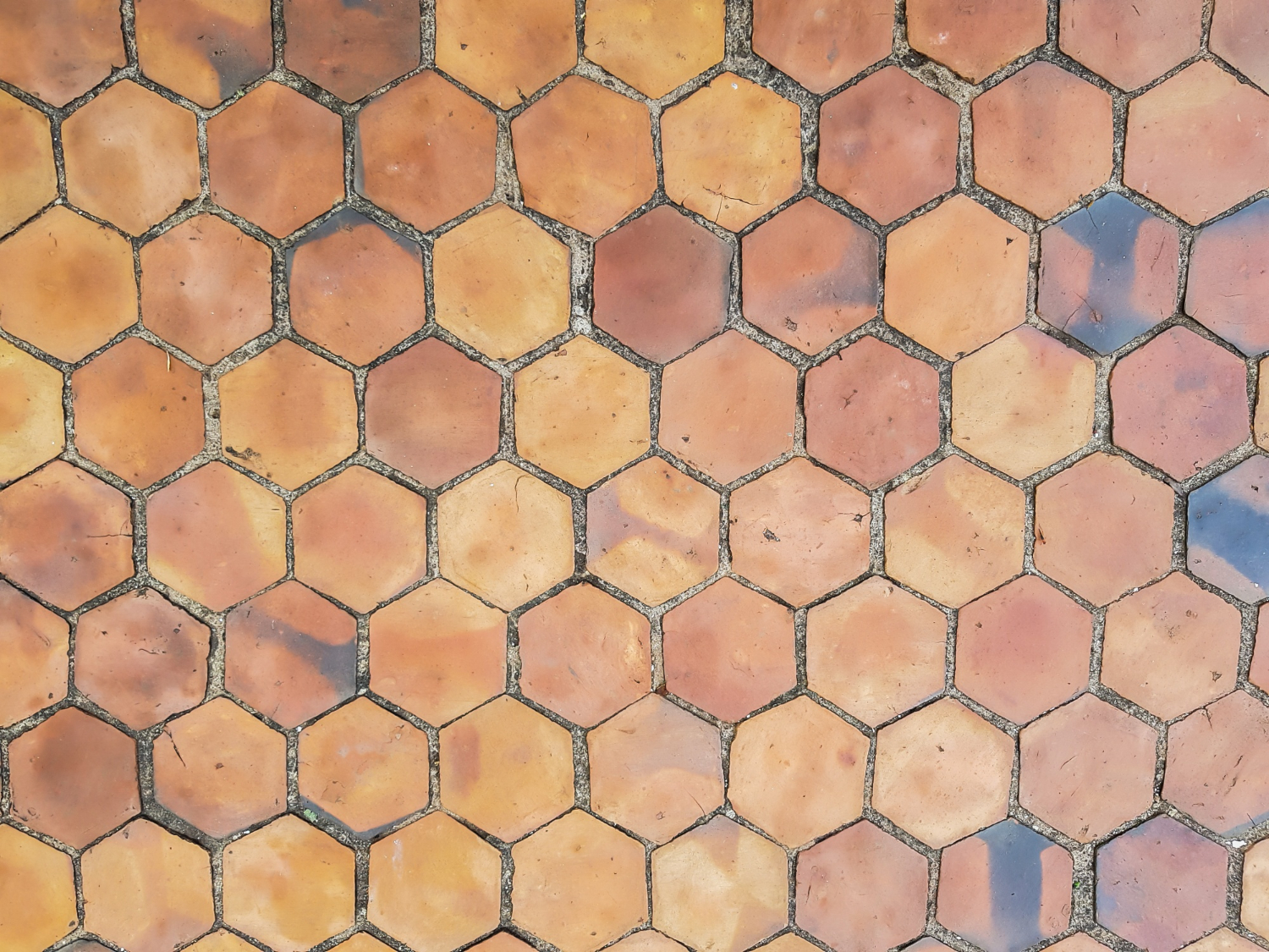 Lantai Honeycomb